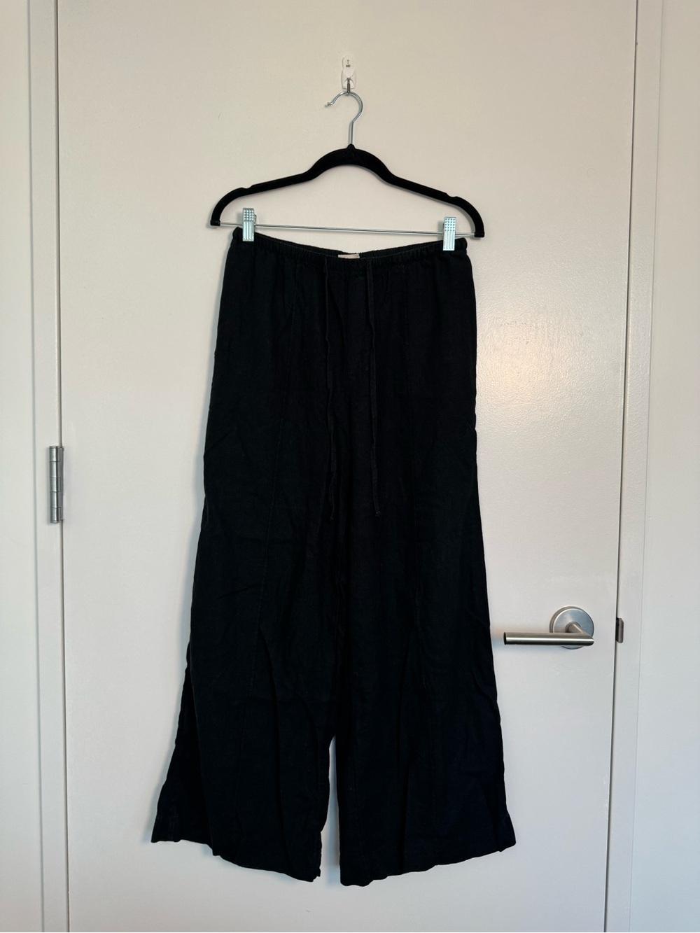 Black Wide-Leg Linen Pants